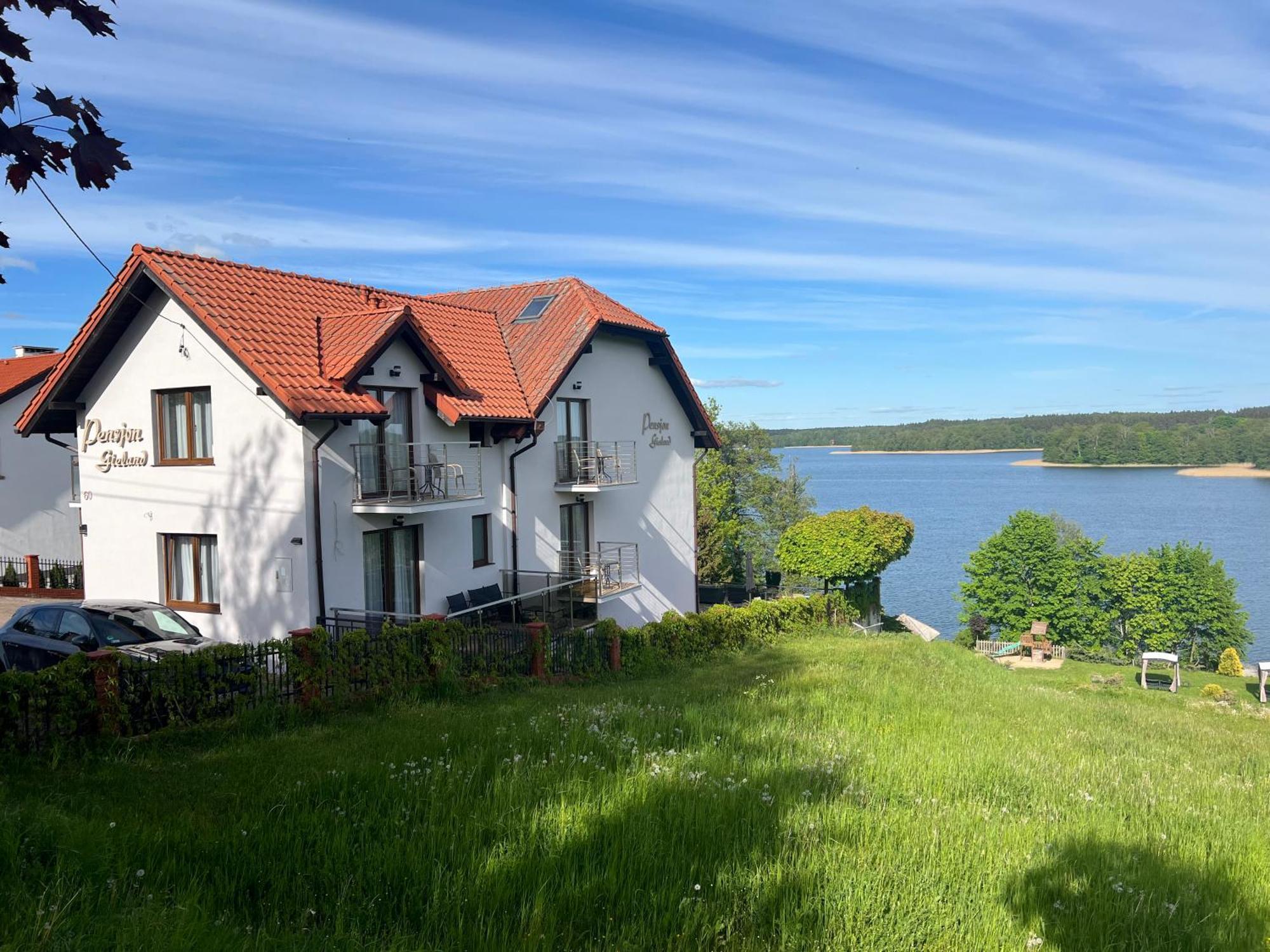 Pensjonat Gieland Kolo Mragowa Sorkwity Exterior photo
